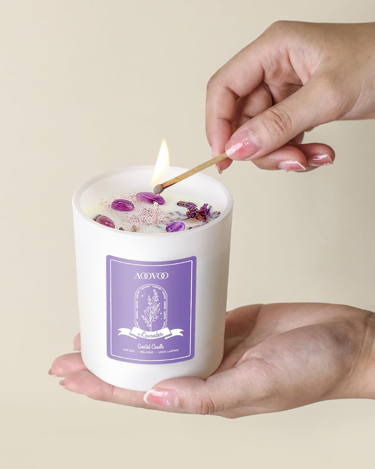 AOOVOO Scented Candle – Lavender with Crystals Inside