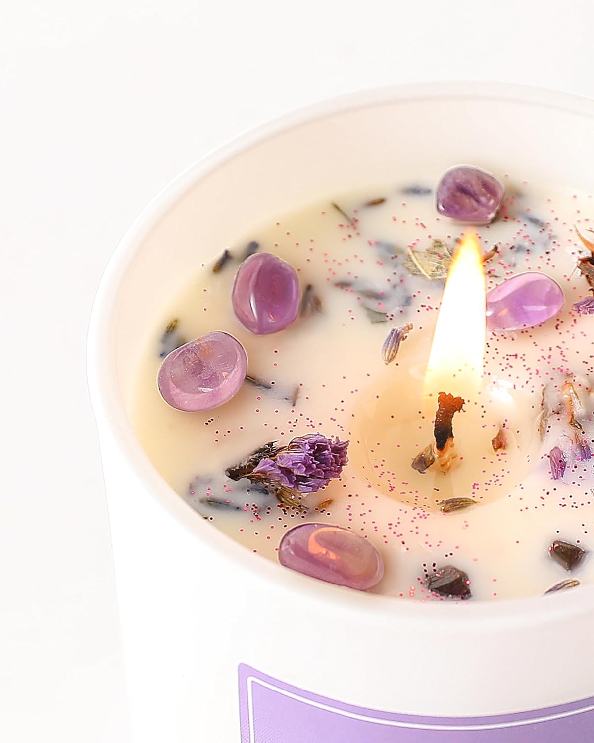 AOOVOO Scented Candle – Lavender with  Crystals Inside